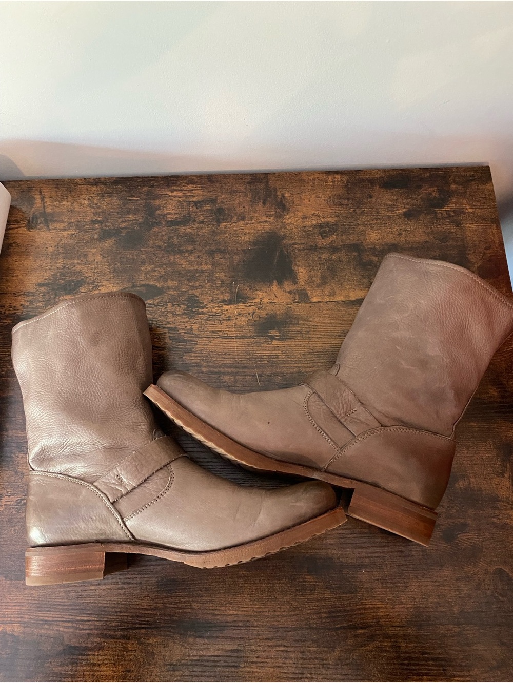 Frye Veronica Flex Short Taupe Leather Boots - Picture 7 of 13